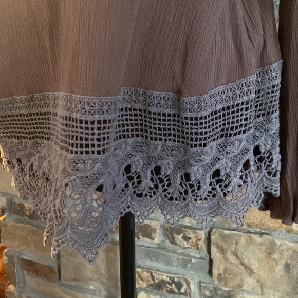 Entro warm taupe top with lace bottom, S - Picture 3 of 9